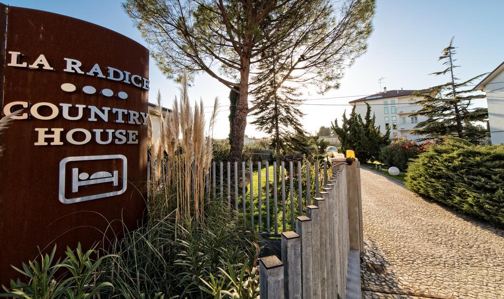 Hotel Country House La Radice Civitanova Marche Eksteriør bilde