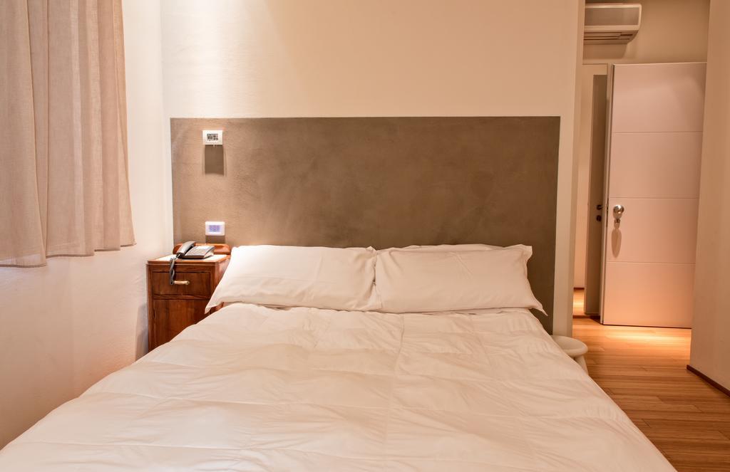 Hotel Country House La Radice Civitanova Marche Rom bilde