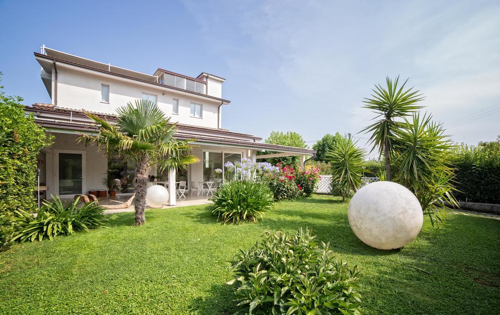 Hotel Country House La Radice Civitanova Marche Eksteriør bilde